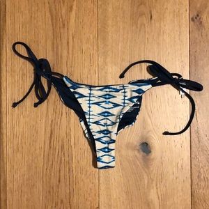 Frankie’s bikini bottoms